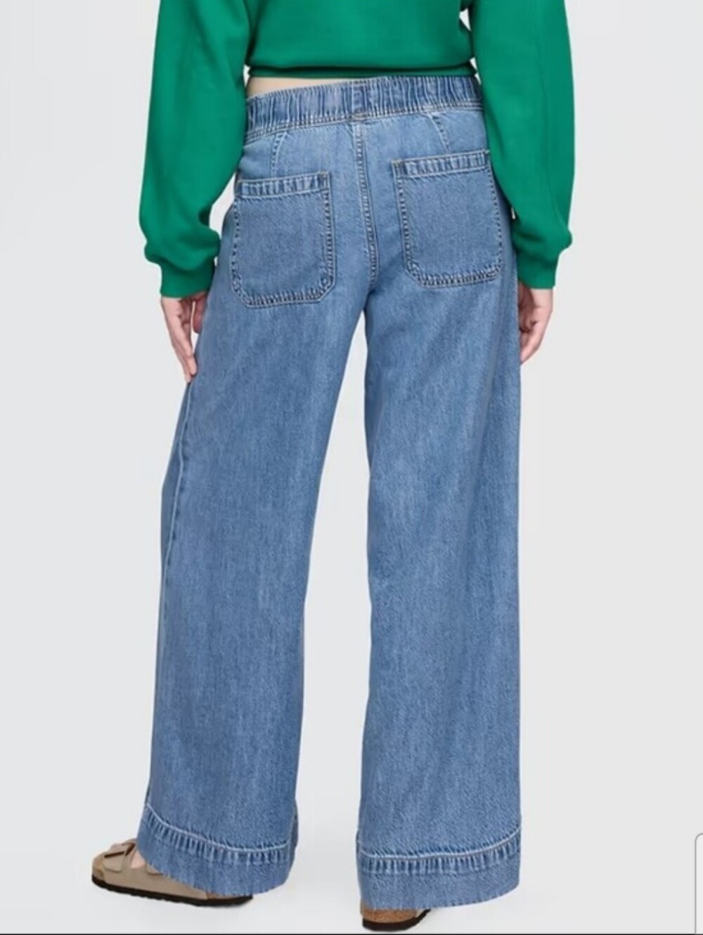 NWT GAP Mid Rise UltraSoft Pleated Easy Baggy Jeans
